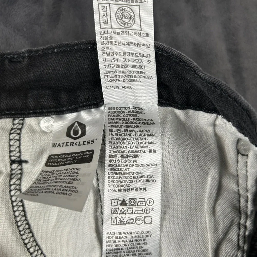 Levi's 514 Straight Leg Jeans Mens 40x30 Black Denim Waterless Classic Fit